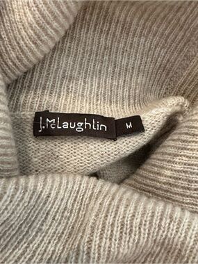 J. Mclaughlin Cashmere Turtleneck Oatmeal M